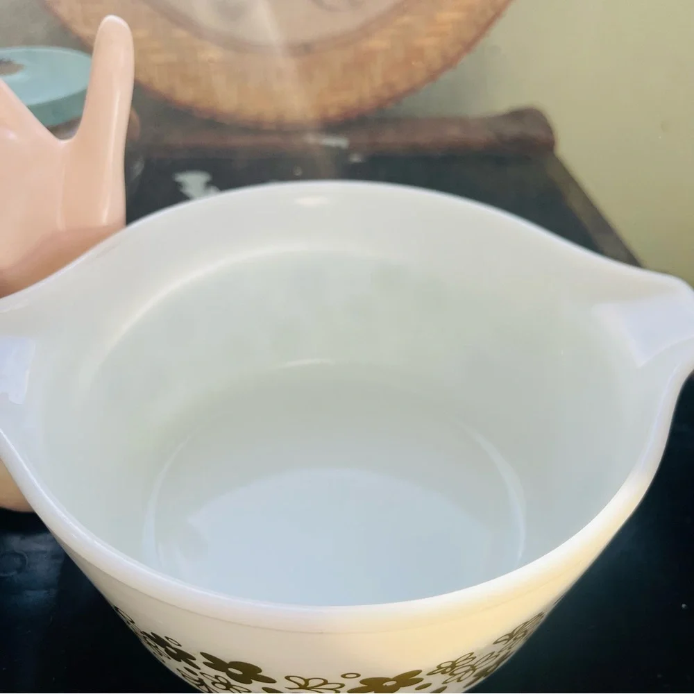 PYREX Spring Blossom Vintage Casserole 1 1/2 Quart - Picture 2 of 4